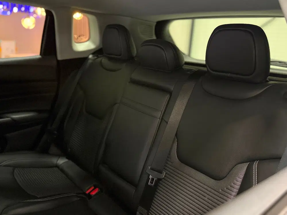 Jeep Compass 1.3T Night Eagle 4xe190PK 4x4 uit 2022, foto 12