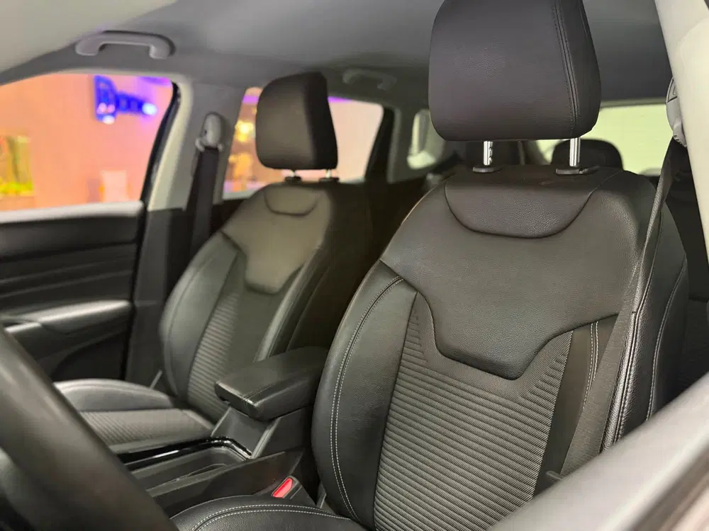 Jeep Compass 1.3T Night Eagle 4xe190PK 4x4 uit 2022, foto 5