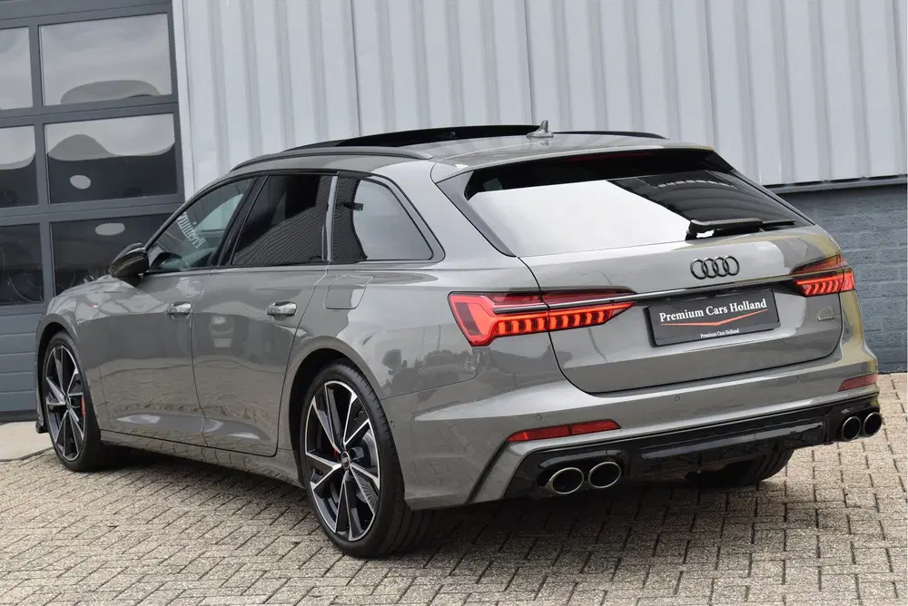 Audi A6 55 TFSI e Quattro S-Line Competition 367 P uit 2023, foto 3