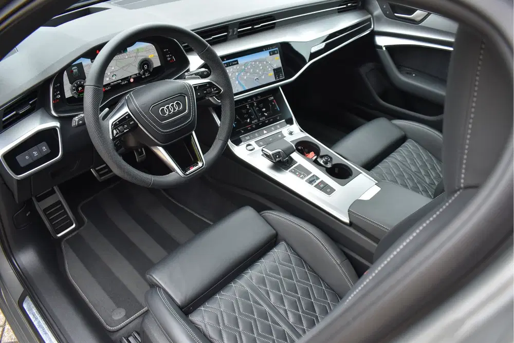 Audi A6 55 TFSI e Quattro S-Line Competition 367 P uit 2023, foto 9