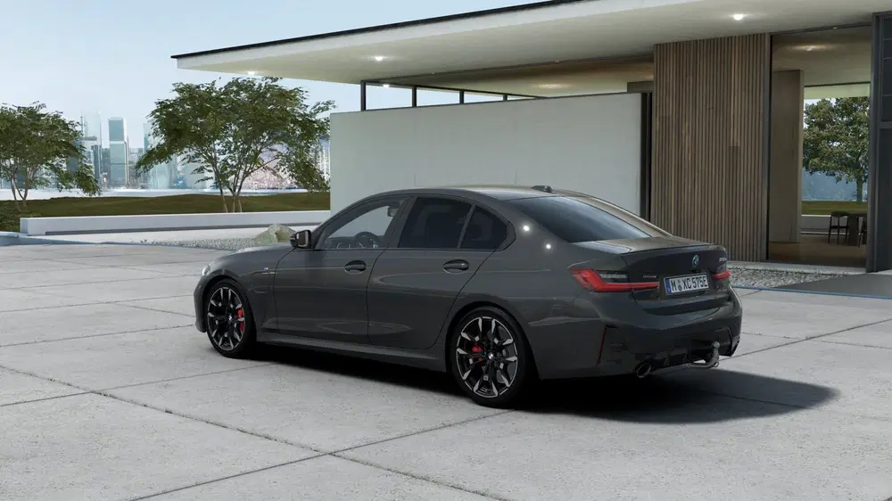 BMW 3-serie 330e M Sport Automaat uit 2026, foto 2