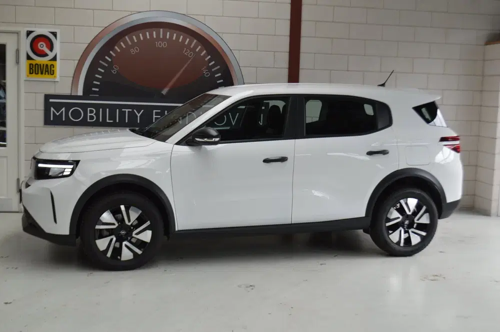 Opel Frontera 1.2T Hybrid Edition uit 2025, foto 6