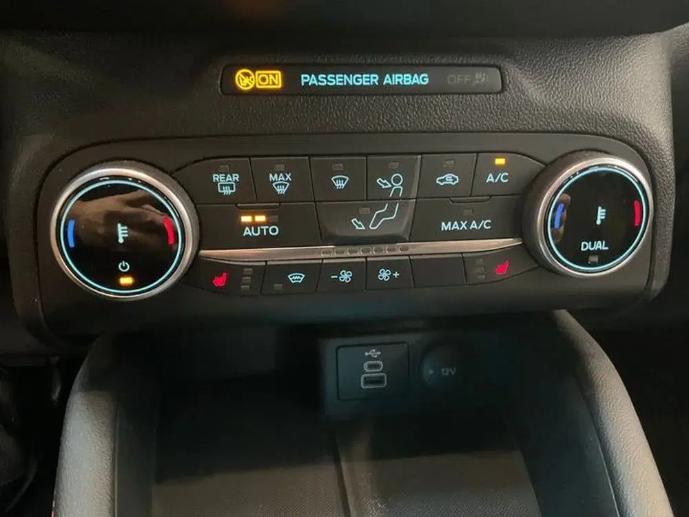 Ford Kuga 2.5 PHEV ST-Line X 225 PK Plug-In Hybride uit 2023, foto 9