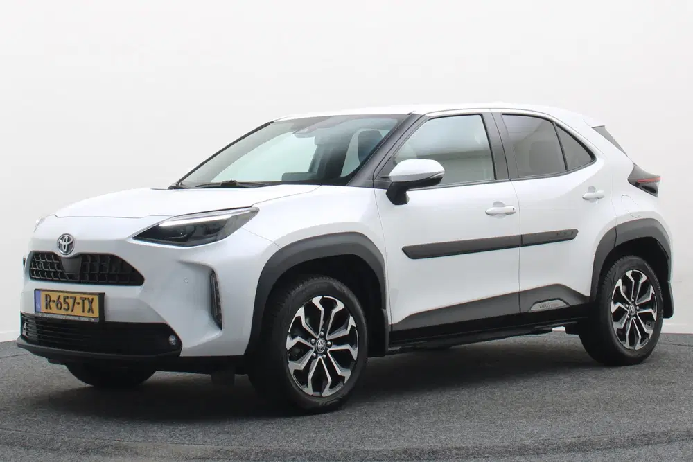 Toyota Yaris Cross 1.5 Hybrid Adventure Winterpakket uit 2022, foto 14