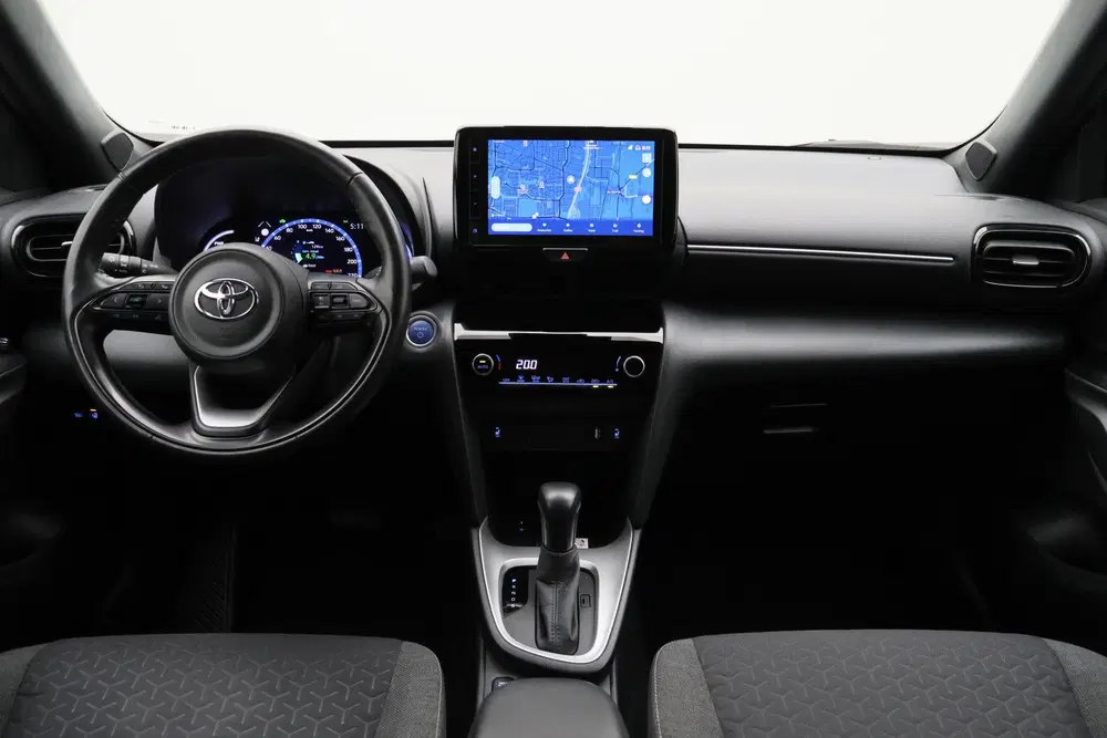 Toyota Yaris Cross 1.5 Hybrid Adventure Winterpakket uit 2022, foto 2