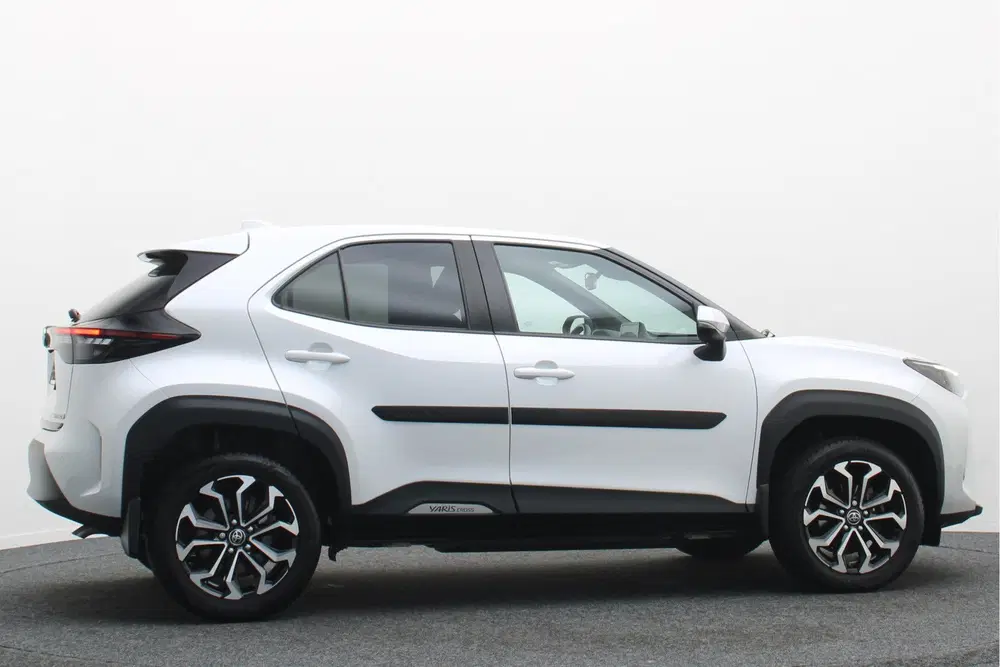 Toyota Yaris Cross 1.5 Hybrid Adventure Winterpakket uit 2022, foto 8