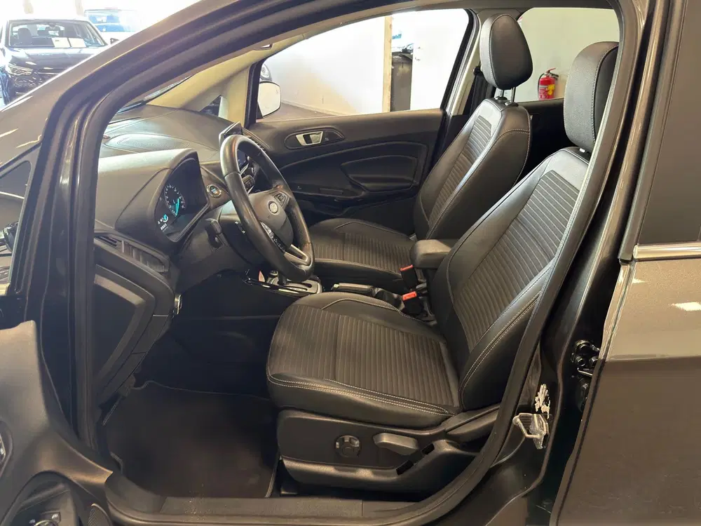 Ford EcoSport 1.0 EcoBoost Titanium X uit 2019, foto 11