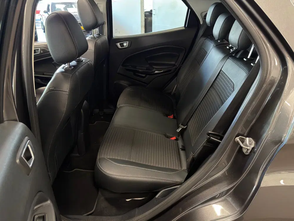 Ford EcoSport 1.0 EcoBoost Titanium X uit 2019, foto 12