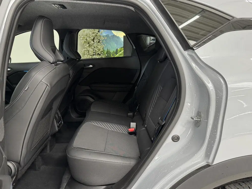 Renault Captur 1.6 E-Tech full hybrid 145 Esprit Alpine uit 2025, foto 8