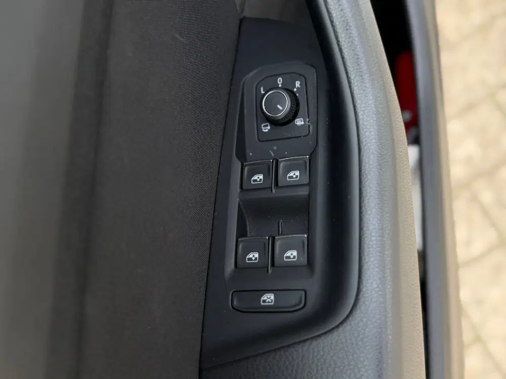 Volkswagen Passat 1.4 TSI PHEV GTE Automaat uit 2019, foto 13
