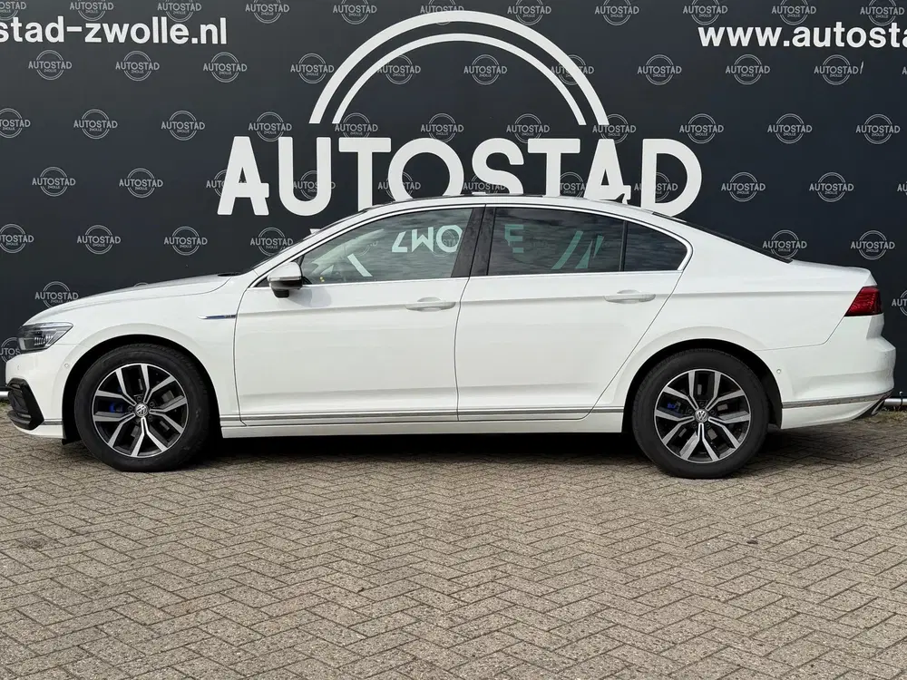 Volkswagen Passat 1.4 TSI PHEV GTE Automaat uit 2019, foto 2