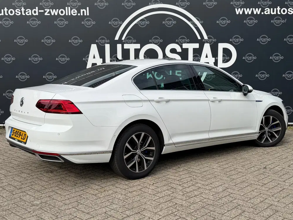Volkswagen Passat 1.4 TSI PHEV GTE Automaat uit 2019, foto 7