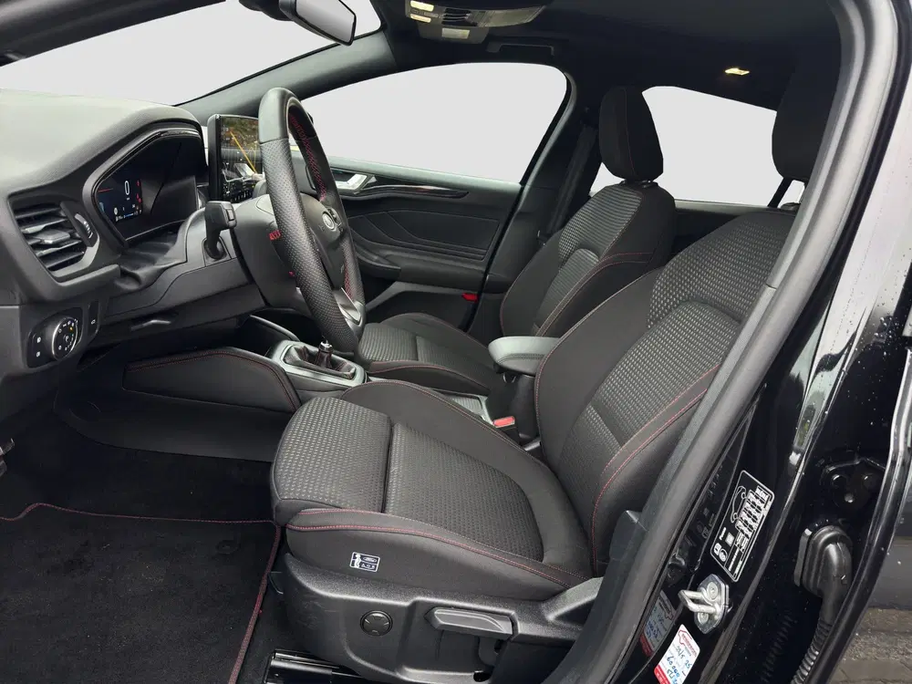 Ford Focus Wagon 1.0 Hybrid ST Line X uit 2024, foto 8