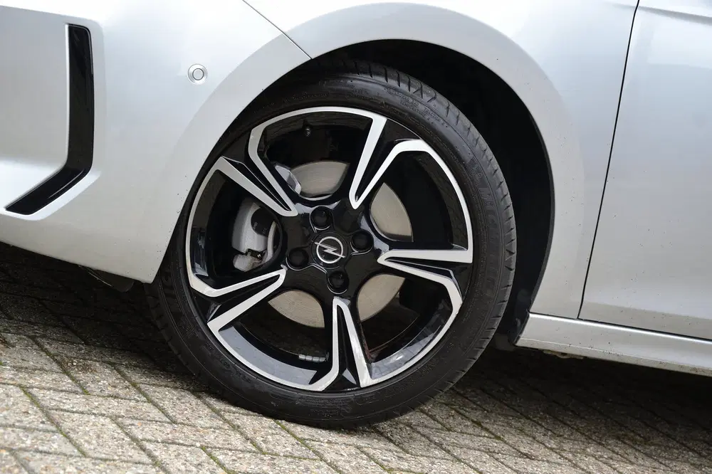 Opel Corsa 1.2 Turbo 100PK GS uit 2025, foto 5