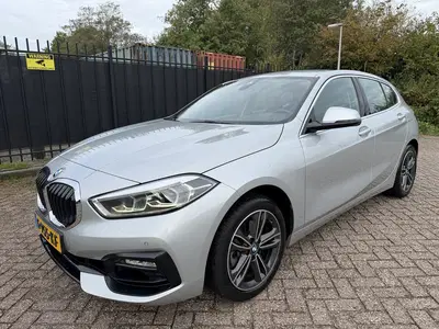 BMW 1-serie 118i Executive Edition M Sport Carplay uit 2019