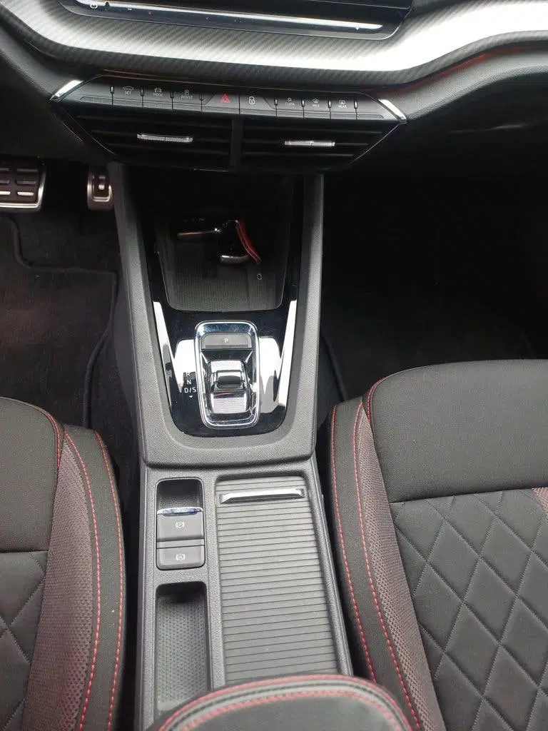 Skoda Octavia 1.4 TSI iV PHEV RS Sportline Business uit 2023, foto 8