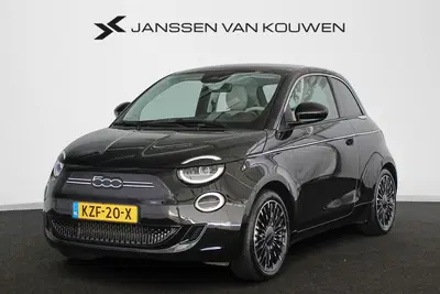 Fiat 500 La Prima 42 kWh Pano Leder Stoelverwarming uit 2024