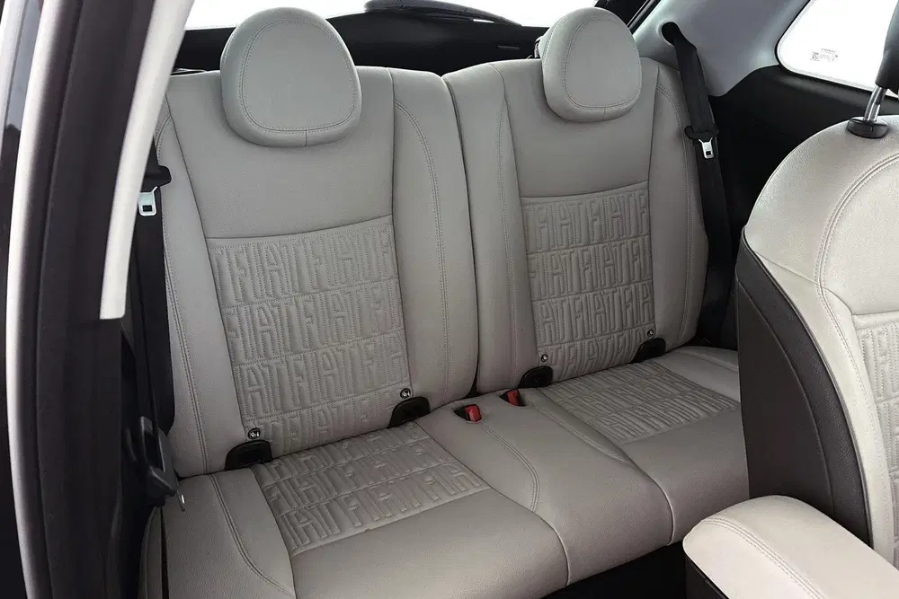 Fiat 500 La Prima 42 kWh Pano Leder Stoelverwarming uit 2024, foto 10