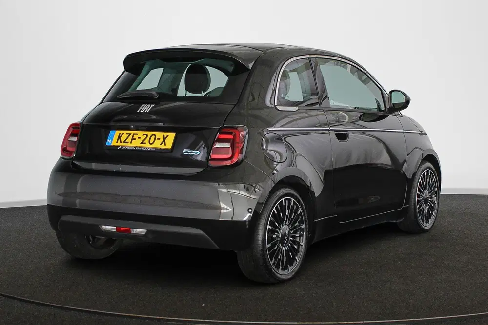 Fiat 500 La Prima 42 kWh Pano Leder Stoelverwarming uit 2024, foto 3