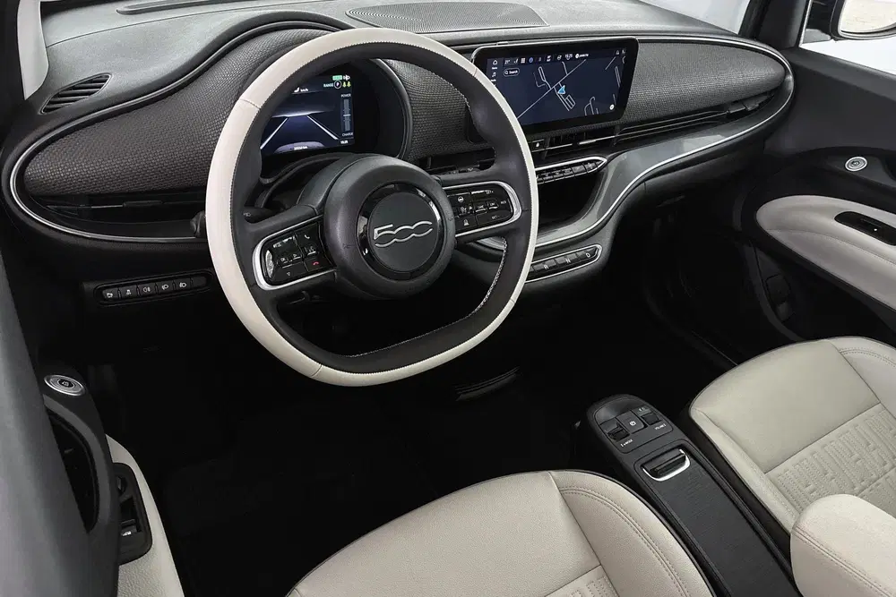 Fiat 500 La Prima 42 kWh Pano Leder Stoelverwarming uit 2024, foto 5