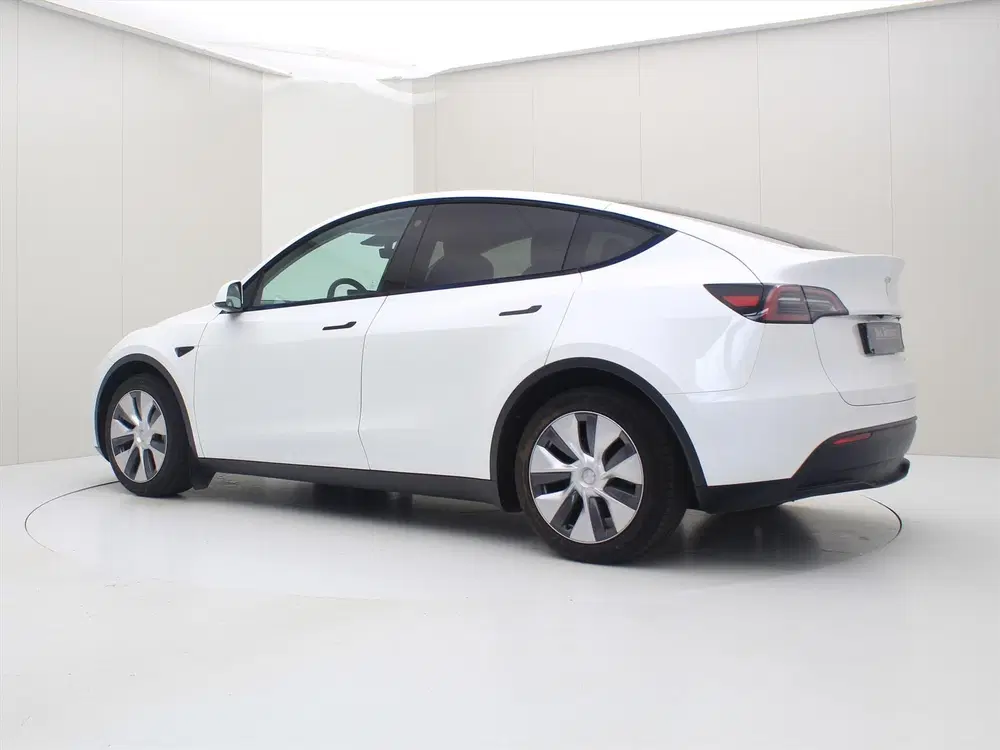 Tesla Model Y Long Range AWD 75kWh 351pk 93.2% SoH [ TRE uit 2023, foto 3