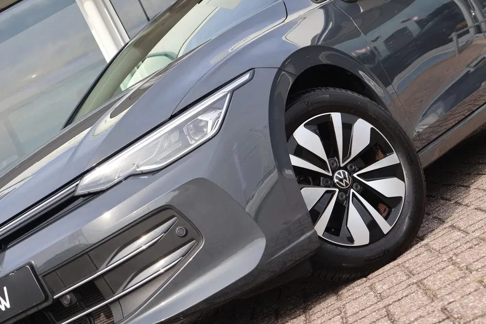 Volkswagen Golf 1.5 eTSI 150pk DSG Life Edition uit 2025, foto 13