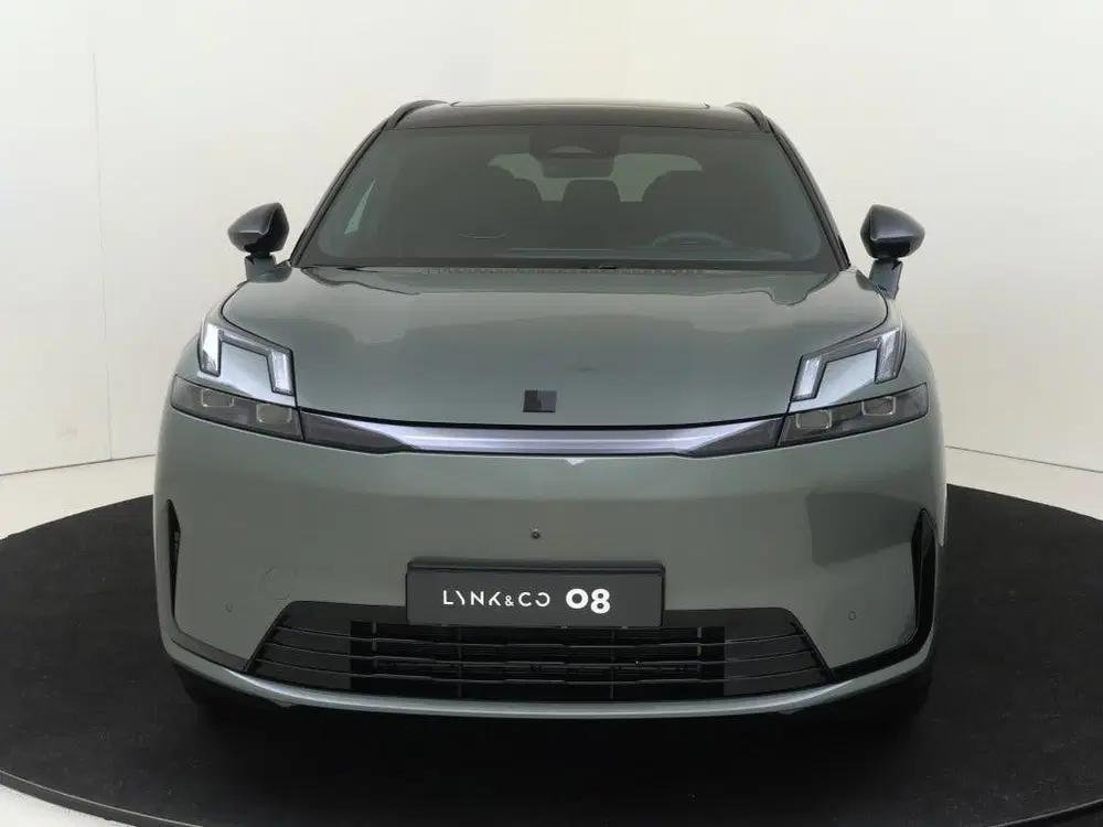 Lynk & Co 08 uit 2026, foto 3