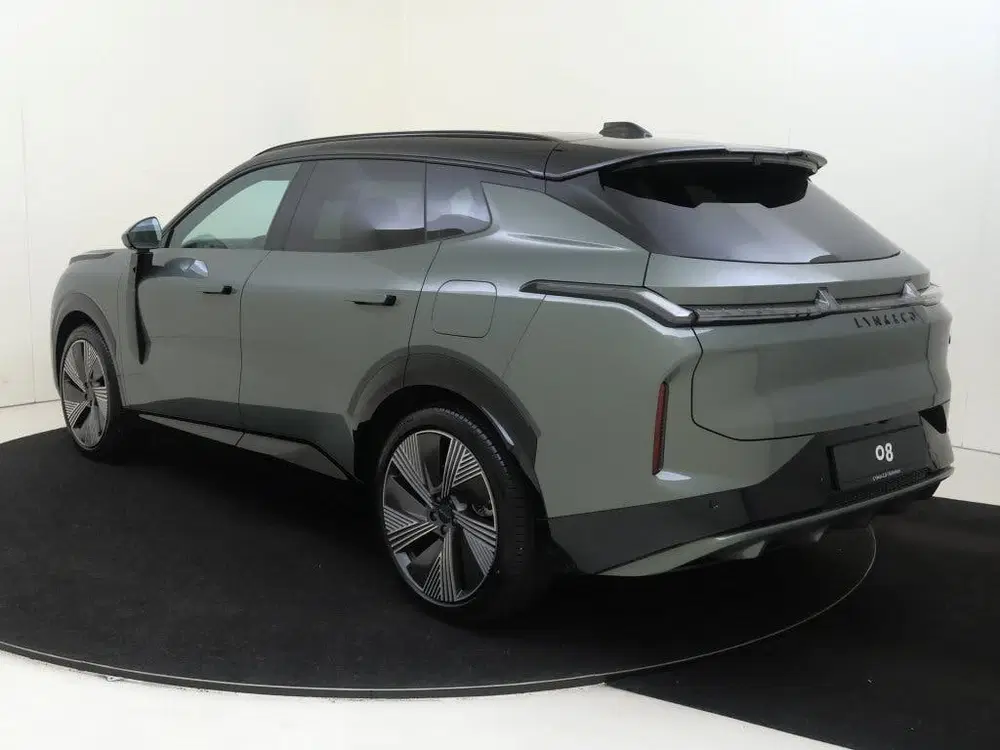 Lynk & Co 08 uit 2026, foto 4