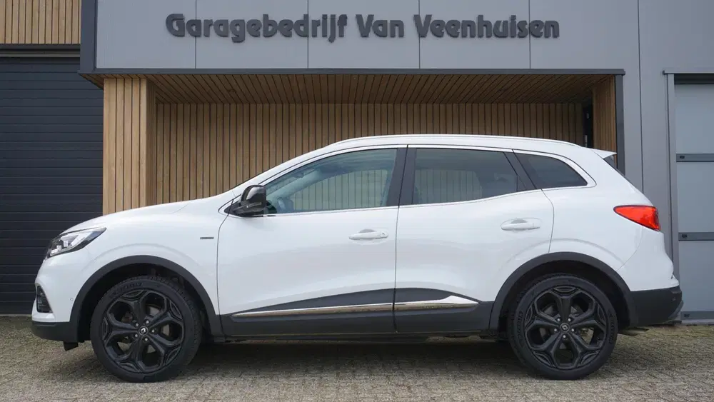 Renault Kadjar 1.3 TCe 160pk Black Edition *Pearl Metalli uit 2019, foto 2