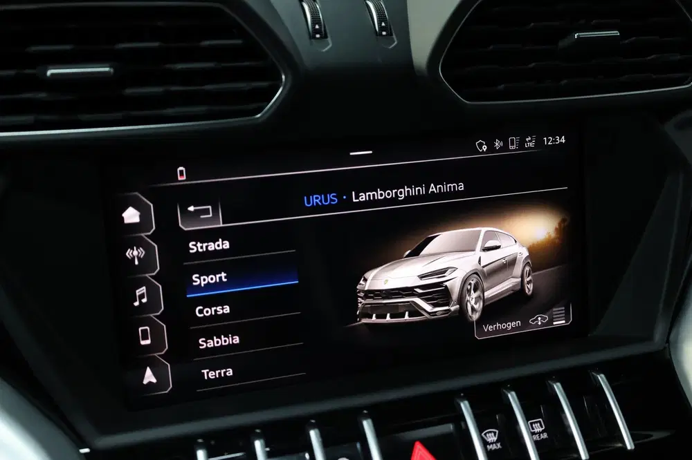 Lamborghini Urus 4.0 V8 NOVITEC 750+PK FULL CARBON uit 2019, foto 14
