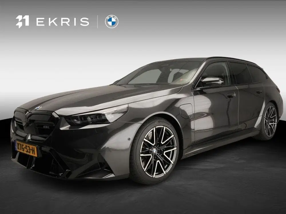 BMW M5 Touring Panoramadak uit 2026