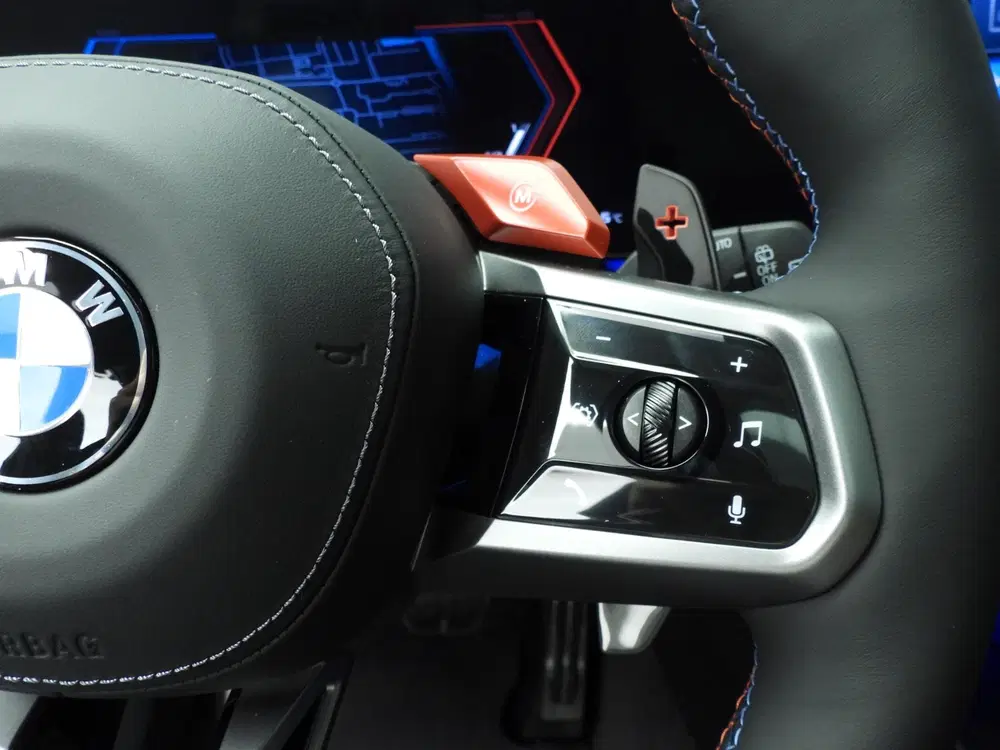 BMW M5 Touring Panoramadak uit 2026, foto 15