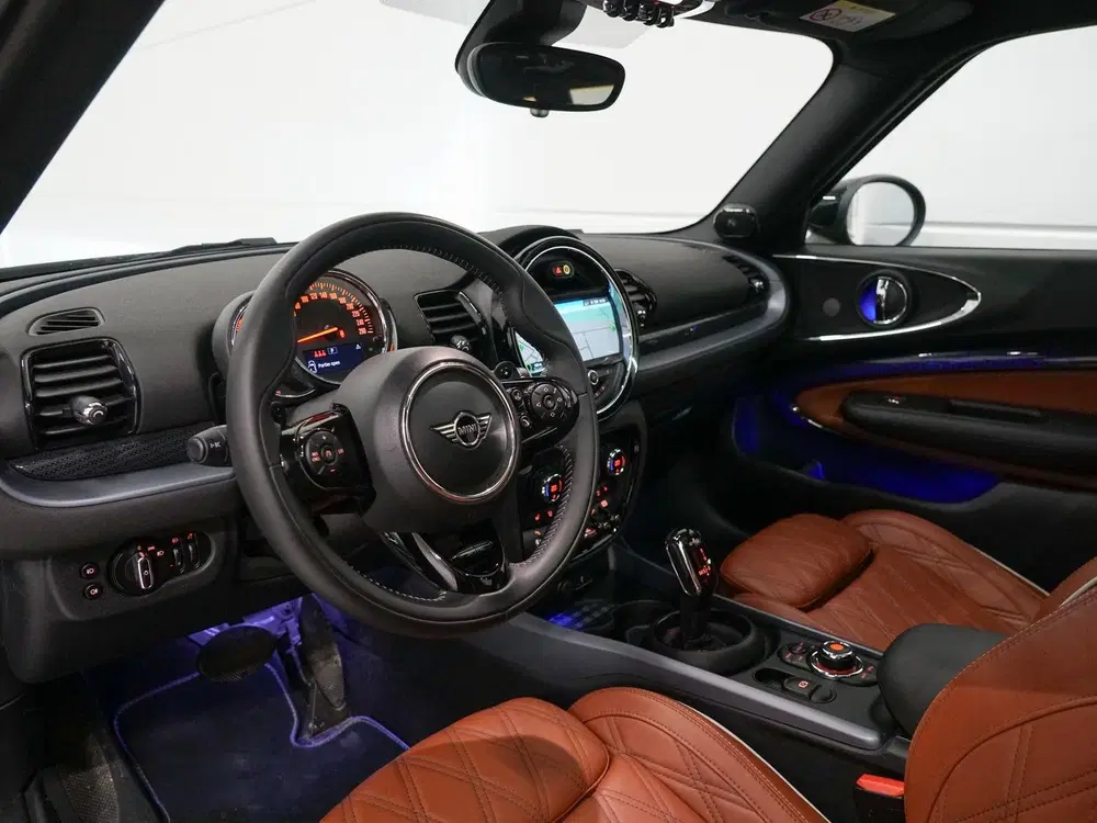 Mini Clubman 2.0 Cooper S Panoramadak uit 2020, foto 2