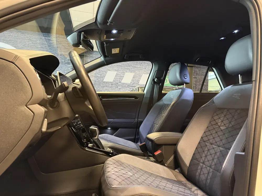Volkswagen T-Roc 1.5 TSI R-Line Business uit 2024, foto 10