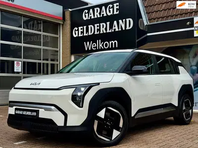 Kia EV3 LONG-RANGE uit 2025