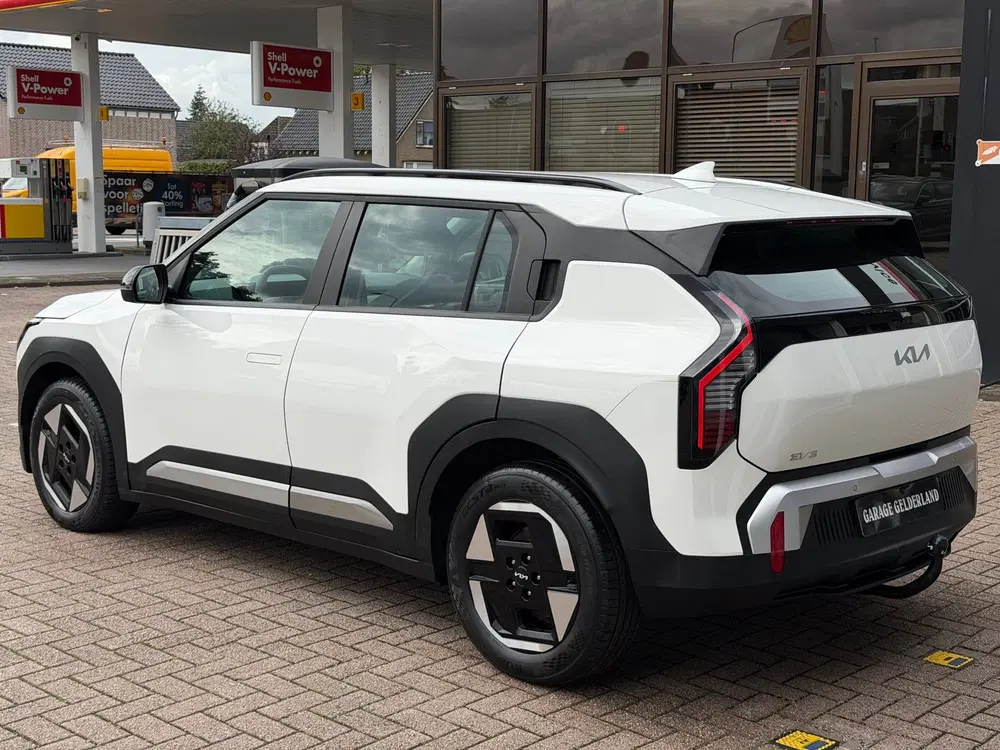 Kia EV3 LONG-RANGE uit 2025, foto 11