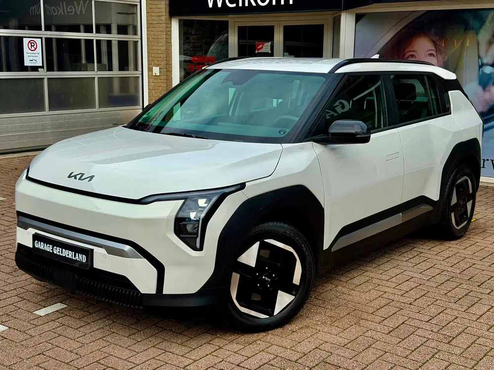 Kia EV3 LONG-RANGE uit 2025, foto 2