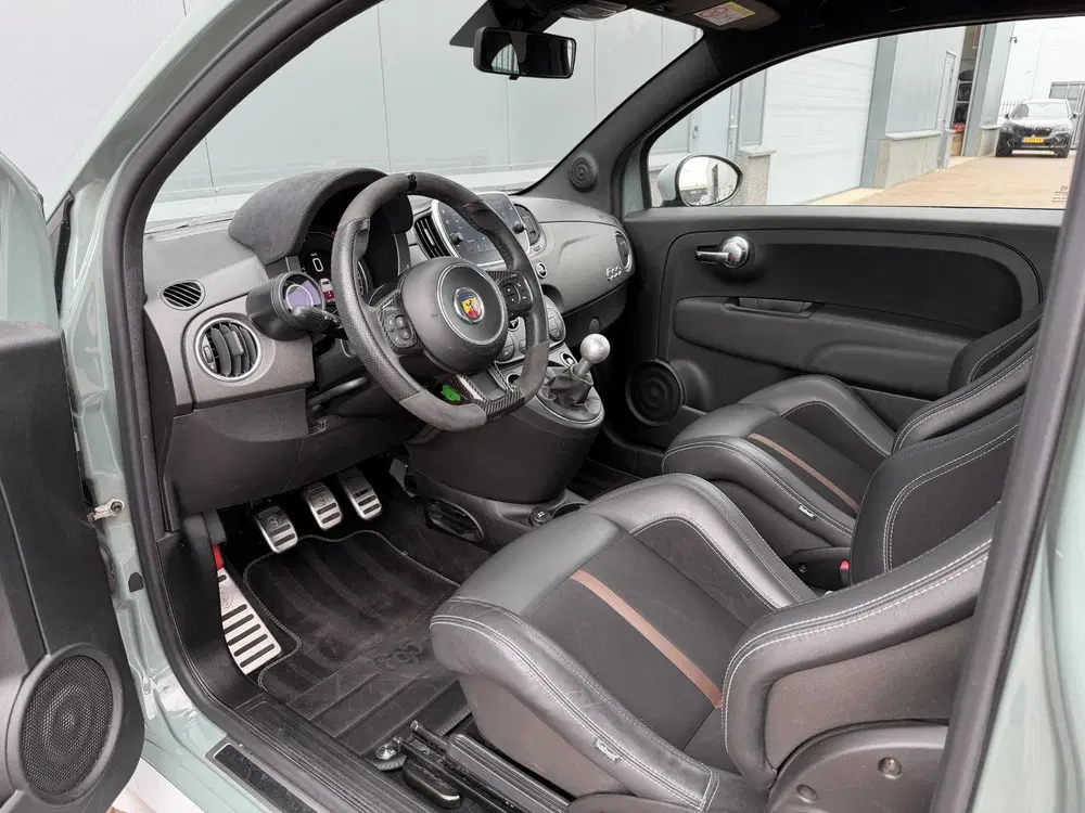 Abarth 695 1.4 T-Jet Anniversario 70 1e EIGENAAR uit 2021, foto 10