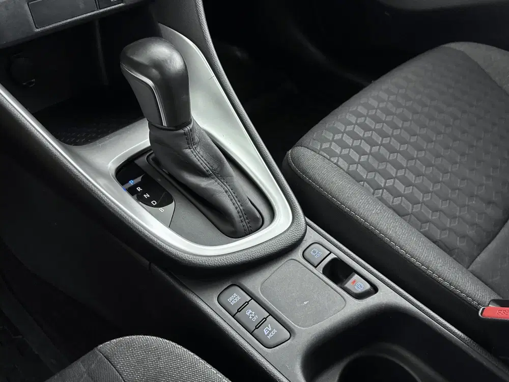 Toyota Yaris 1.5 Hybrid Dynamic uit 2022, foto 10