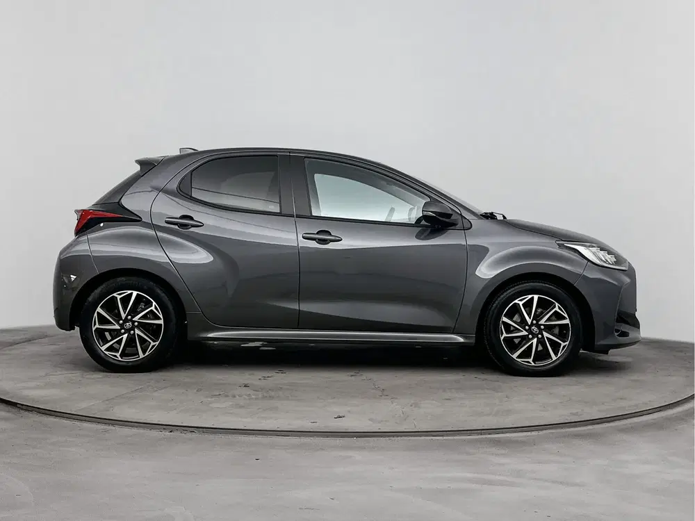 Toyota Yaris 1.5 Hybrid Dynamic uit 2022, foto 11