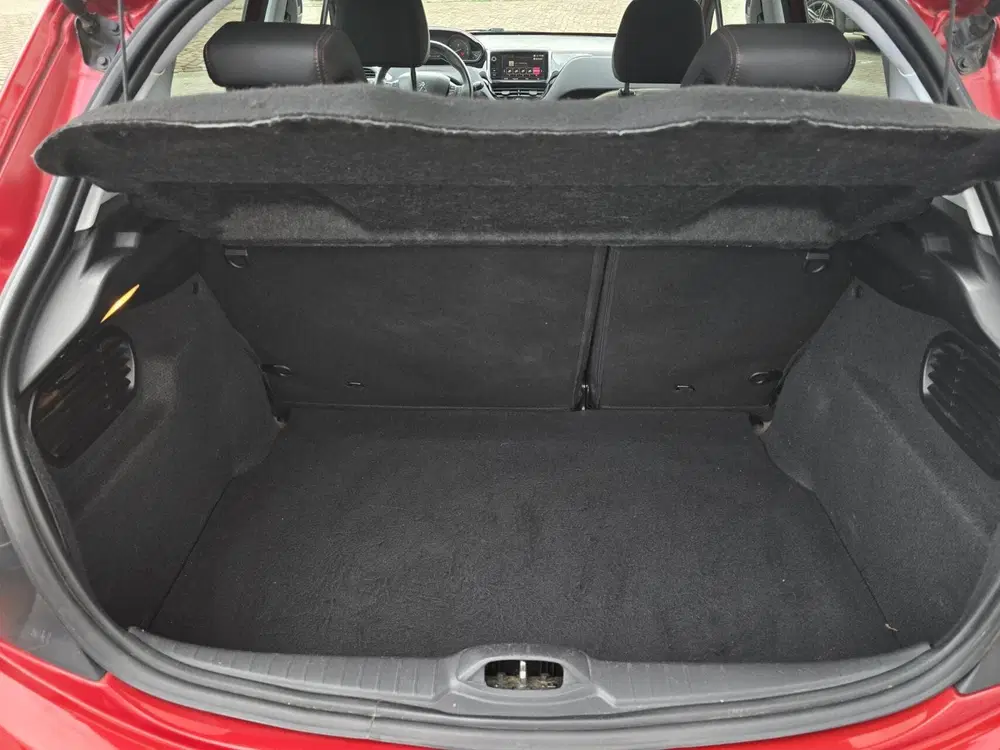 Peugeot 208 1.2 PureTech GT-Line Automaat Navi uit 2019, foto 6