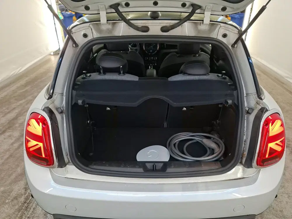 Mini Electric Cooper 33 kWh 184pk uit 2020, foto 15