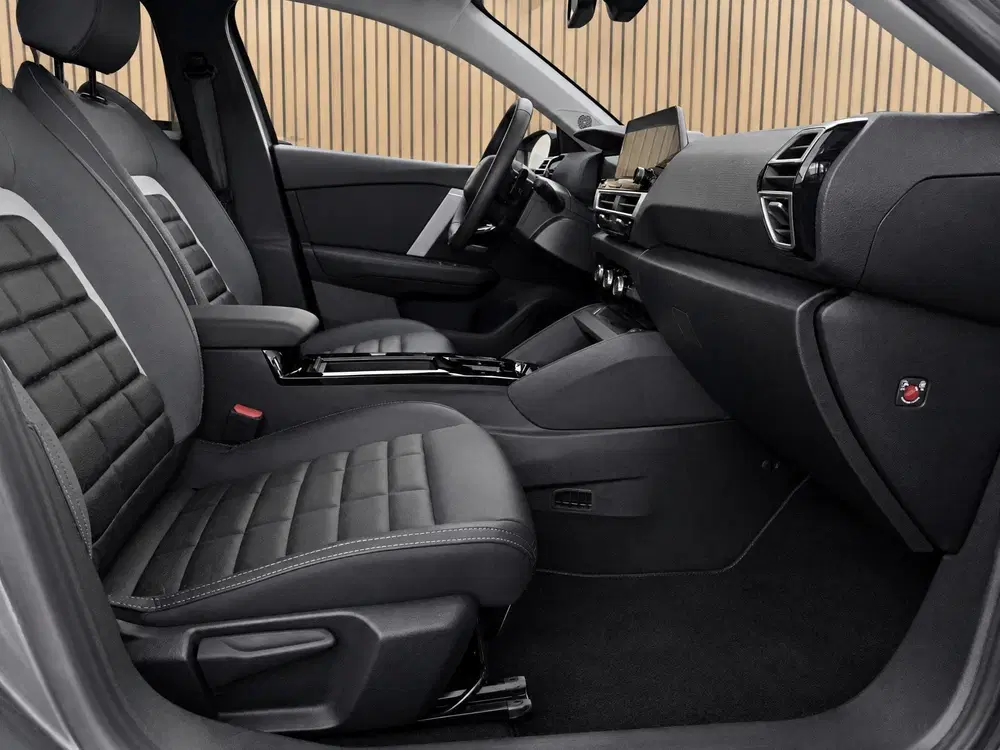 Citroën C4 Citroen C4 1.2 Hybrid 136 Max uit 2025, foto 7