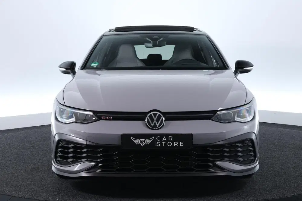 Volkswagen Golf 2.0 TSI GTI Clubsport uit 2021, foto 2