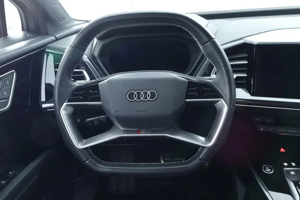 Audi Q4 e-tron 35 Launch edition Advanced 55 kWh uit 2022, foto 10