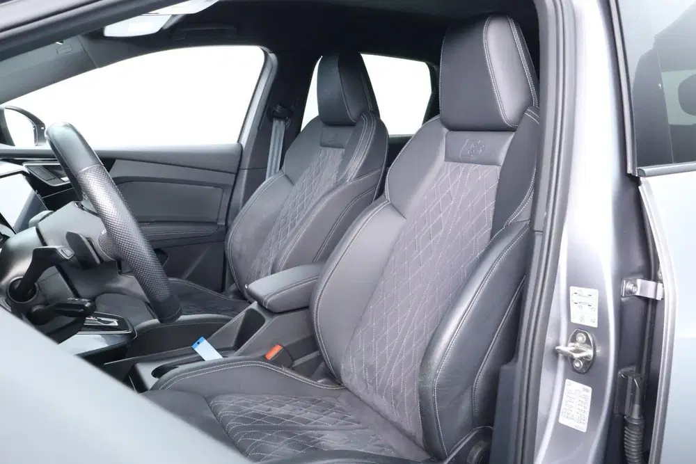 Audi Q4 e-tron 35 Launch edition Advanced 55 kWh uit 2022, foto 11