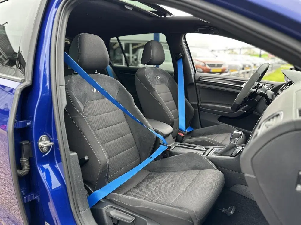 Volkswagen Golf 2.0 TSI 4Motion R Performance uit 2019, foto 12