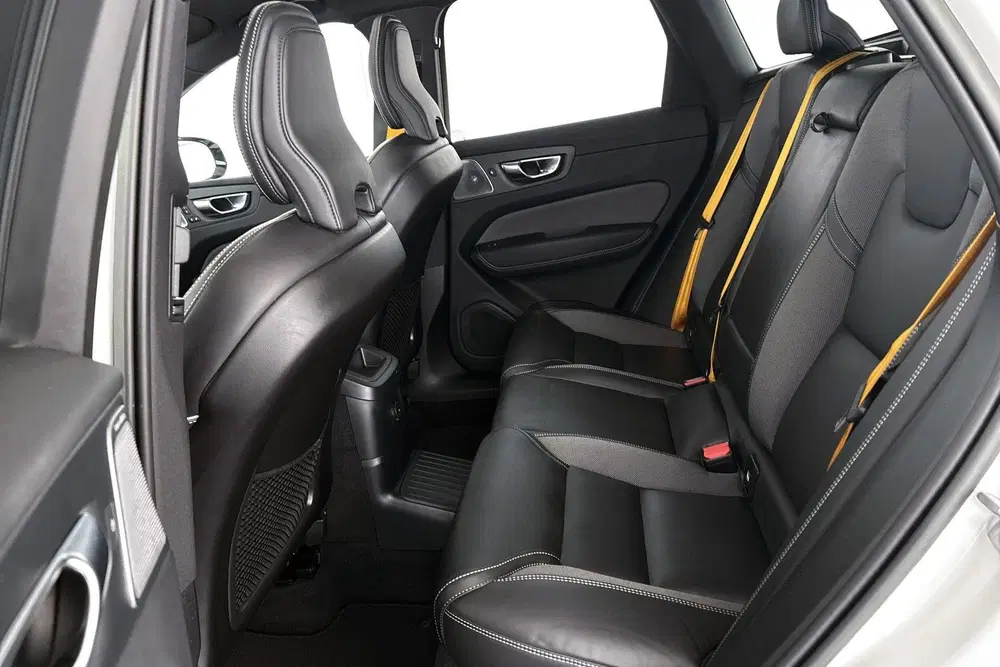 Volvo XC60 2.0 T8 Plug-in-hybrid AWD Polestar Enginee uit 2022, foto 10