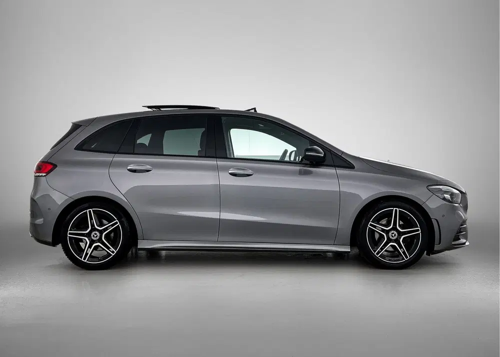 Mercedes-Benz B-Klasse 200 AMG Nightpakket uit 2022, foto 13