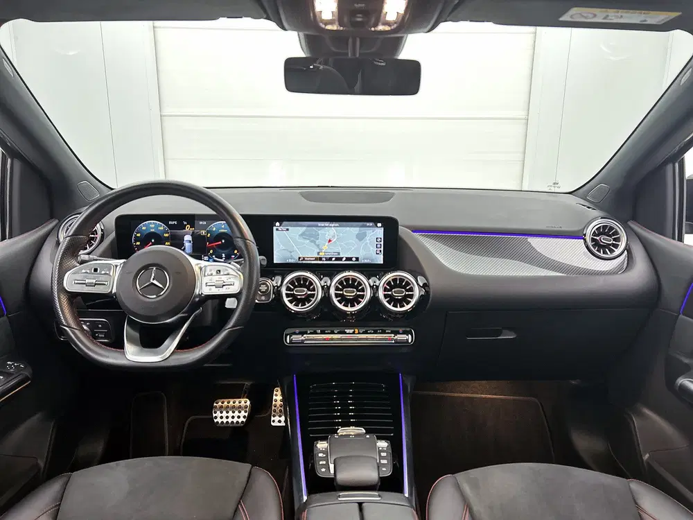 Mercedes-Benz B-Klasse 200 AMG Nightpakket uit 2022, foto 5